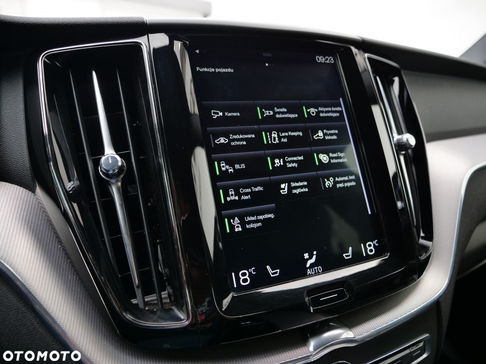 Volvo XC 60 - 22