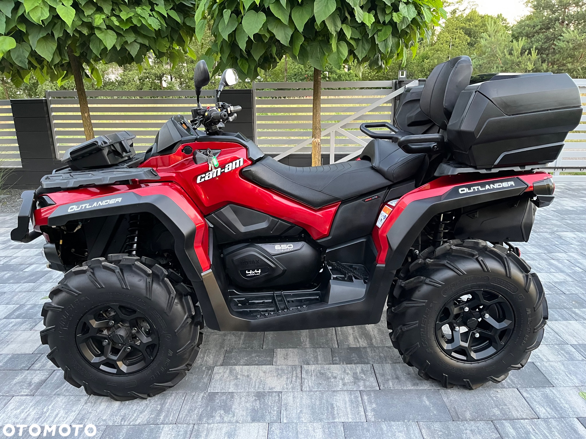 Can-Am Outlander Max
