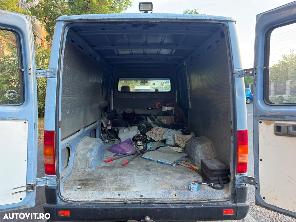 Volkswagen 2DX0AE/ LT35 - 7