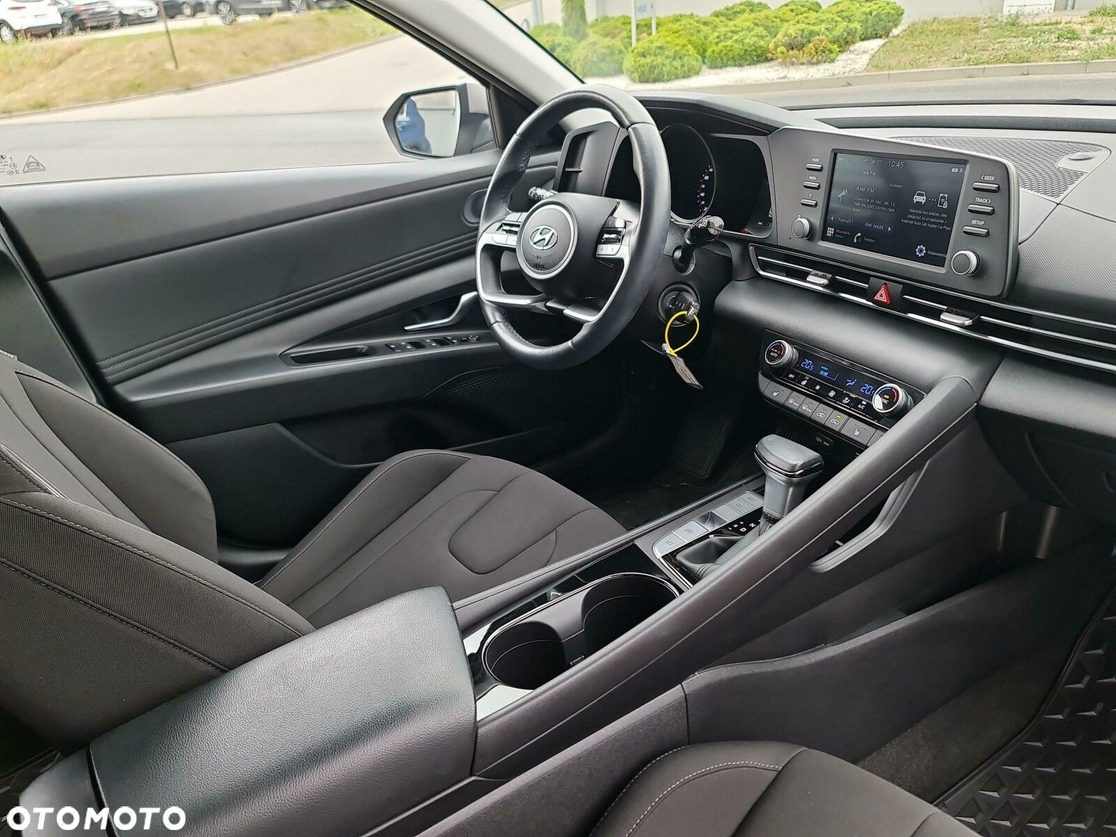 Hyundai Elantra 1.6 Smart CVT - 25