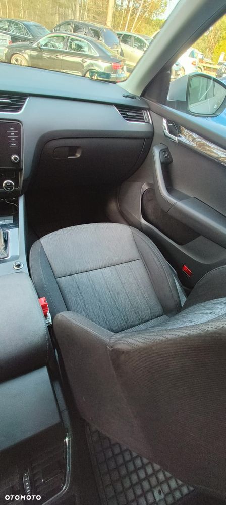 Skoda Octavia 2.0 TDI Clever DSG - 11