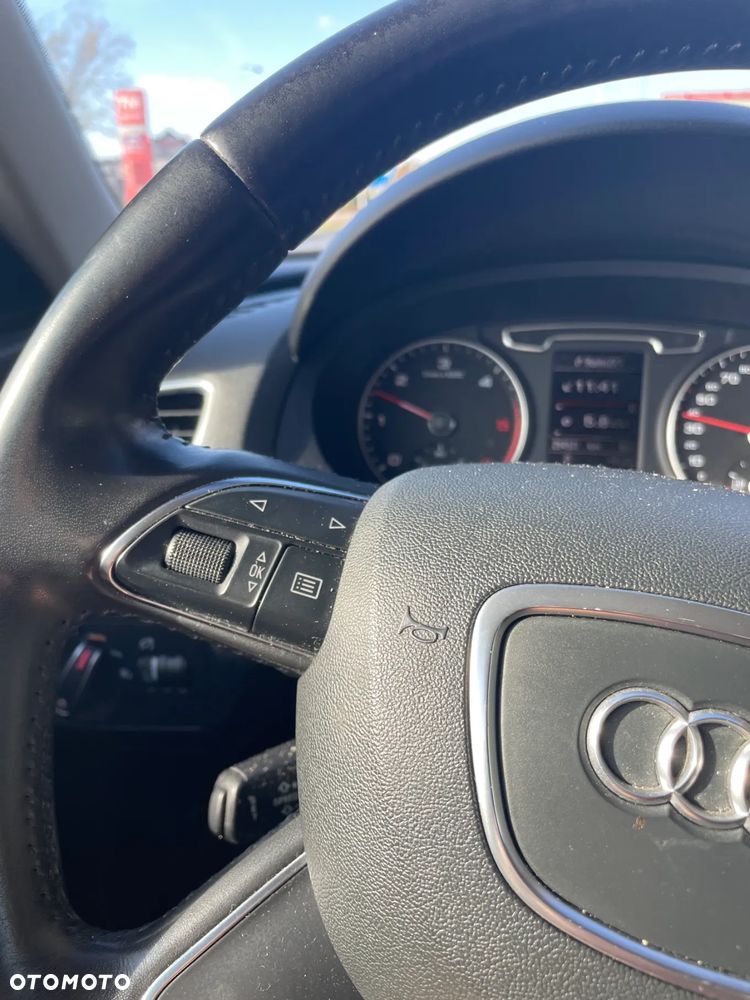 Audi Q3 2.0 TDI Edycja Specjalna - 13