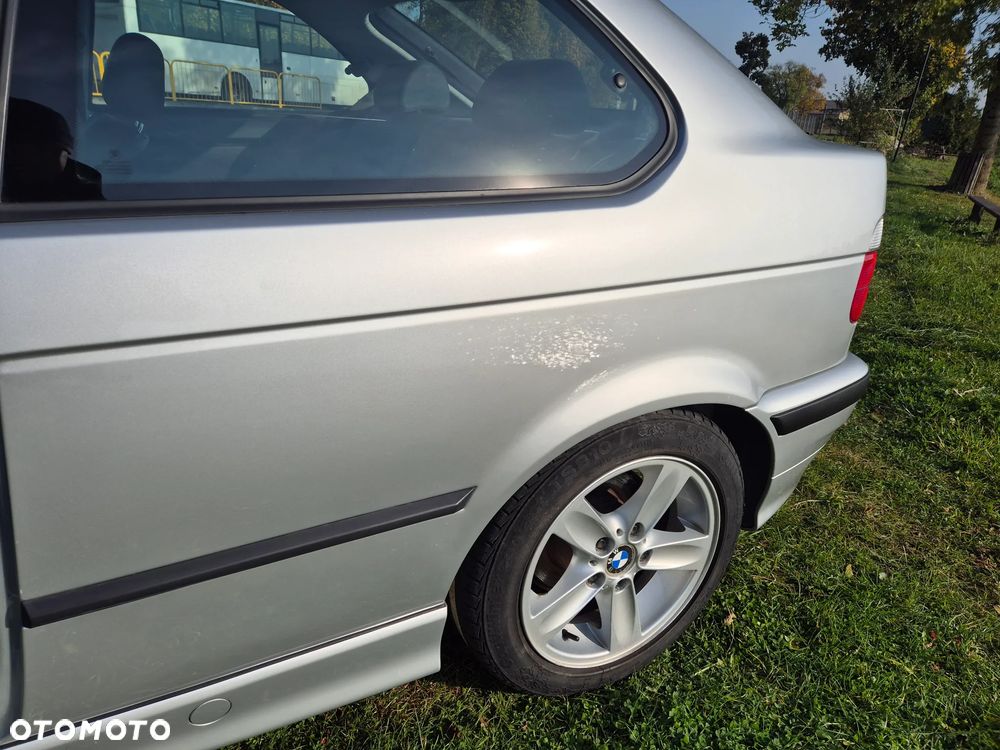 BMW Seria 3 318ti - 37