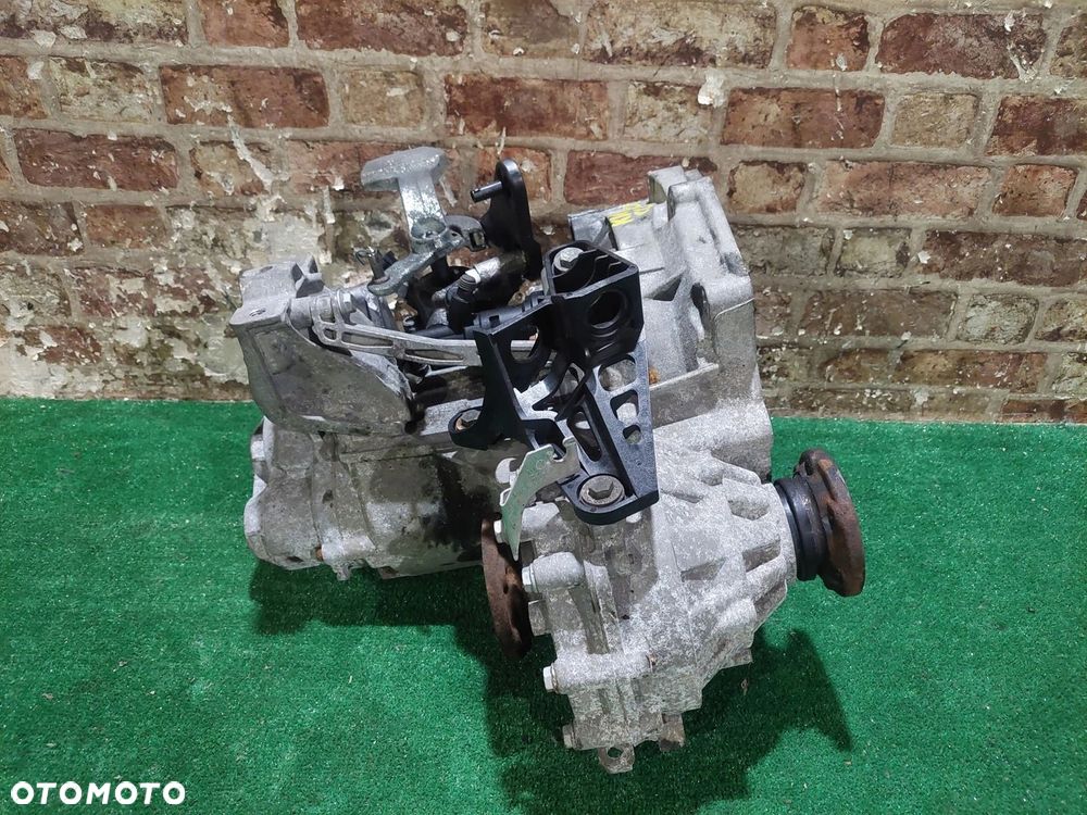 SKRZYNIA BIEGÓW KWB VW EOS SCIROCCO GOLF VI 1.4 TSI - 1