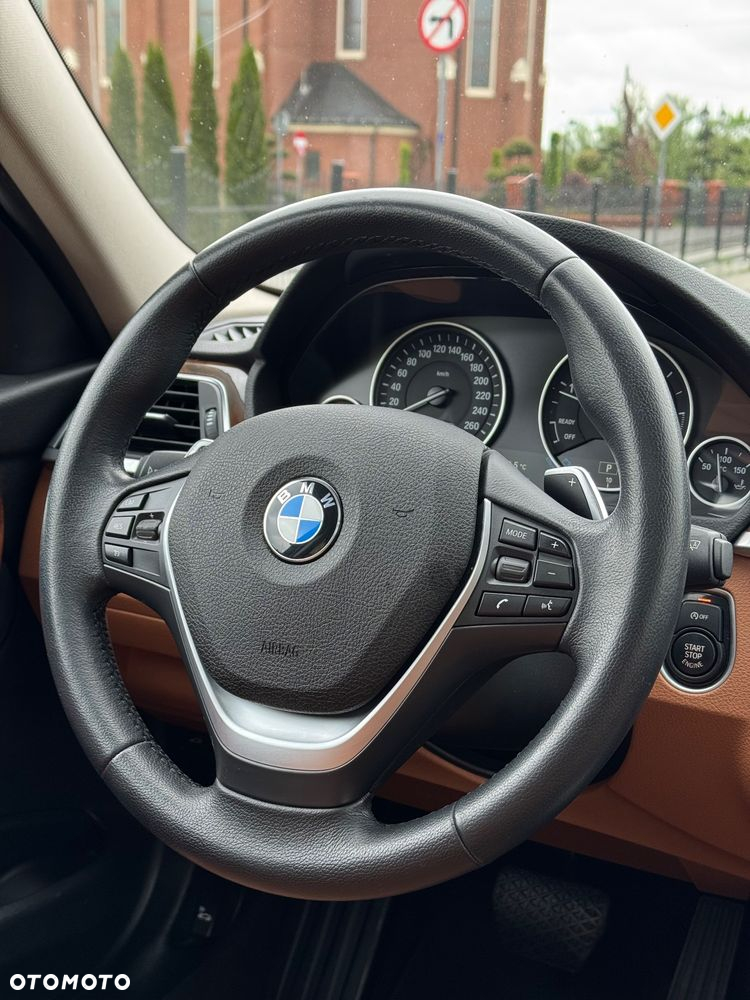BMW Seria 3 320d Touring xDrive Luxury Line - 22