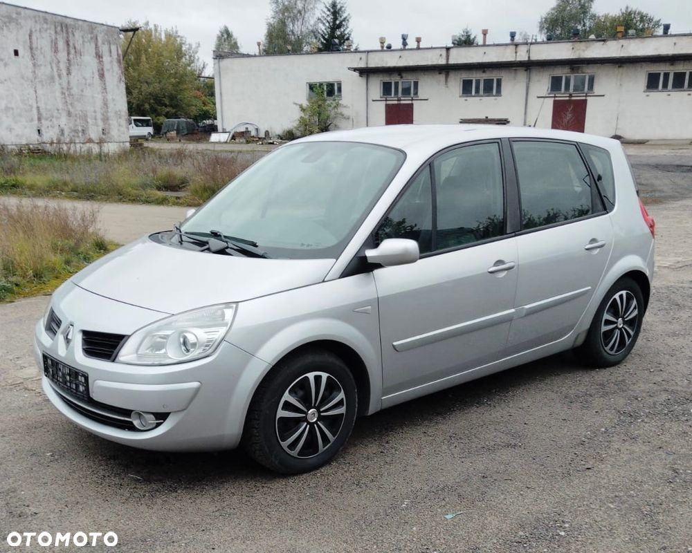 Renault Scenic 2.0 16V Privilege - 1