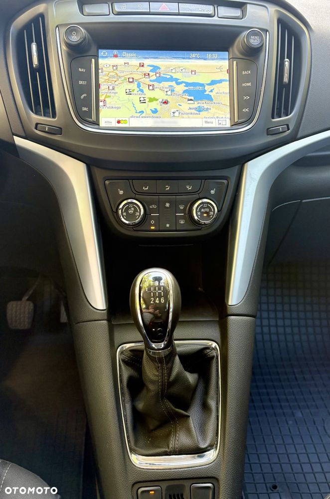 Opel Zafira 1.4 T Elite - 24