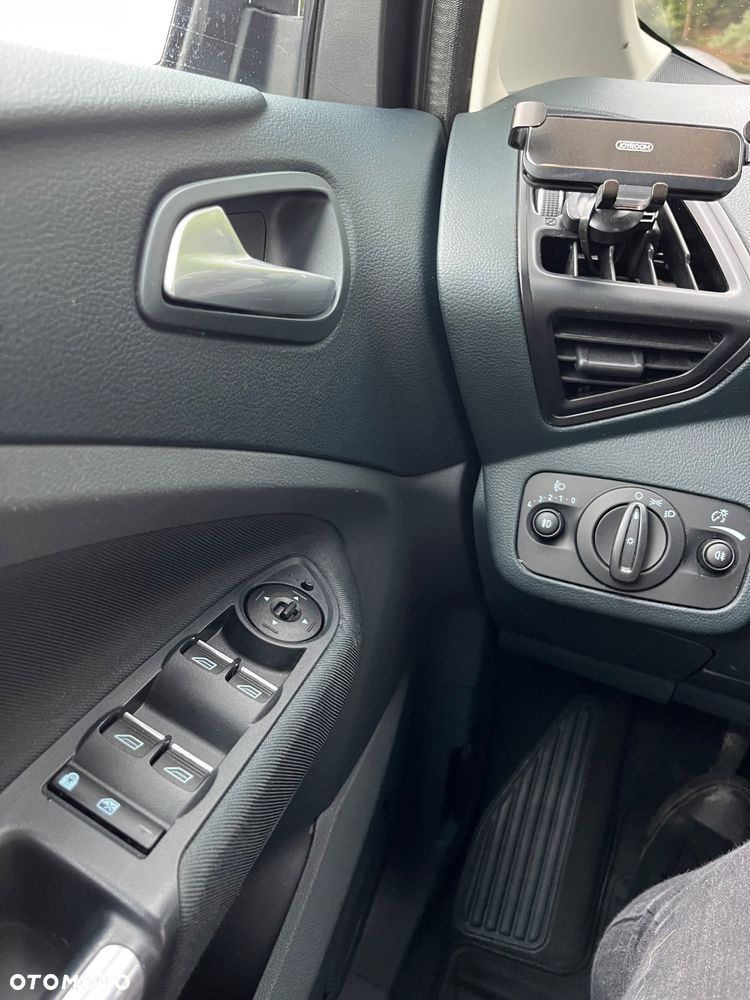 Ford Grand C-MAX - 13