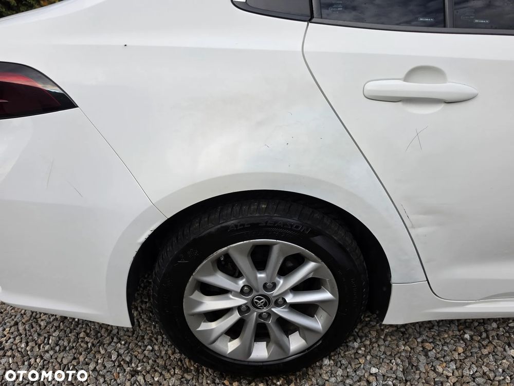 Toyota Corolla - 8