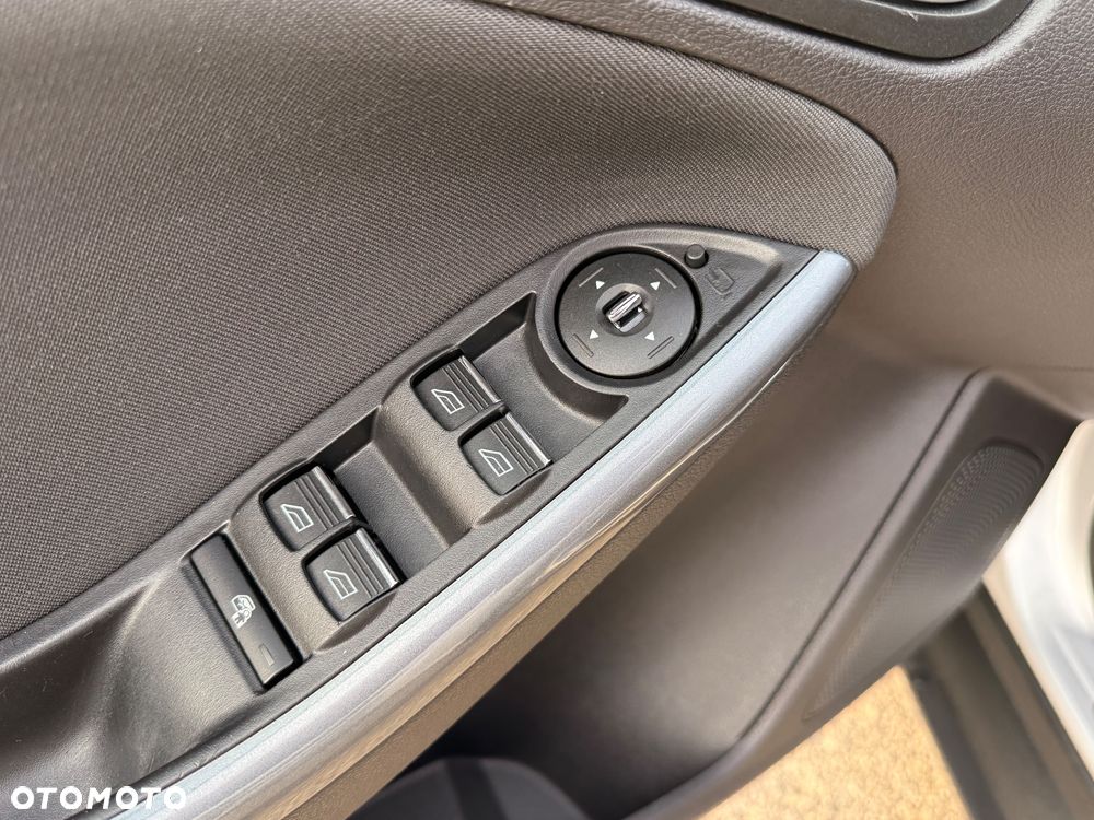 Ford Focus 1.6 EcoBoost Titanium - 30