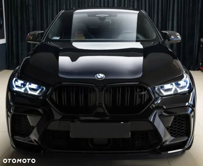 BMW X6M - 16