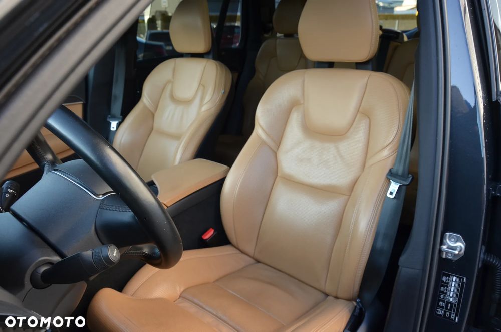 Volvo XC 90 T8 AWD Twin Engine Geartronic Inscription - 15