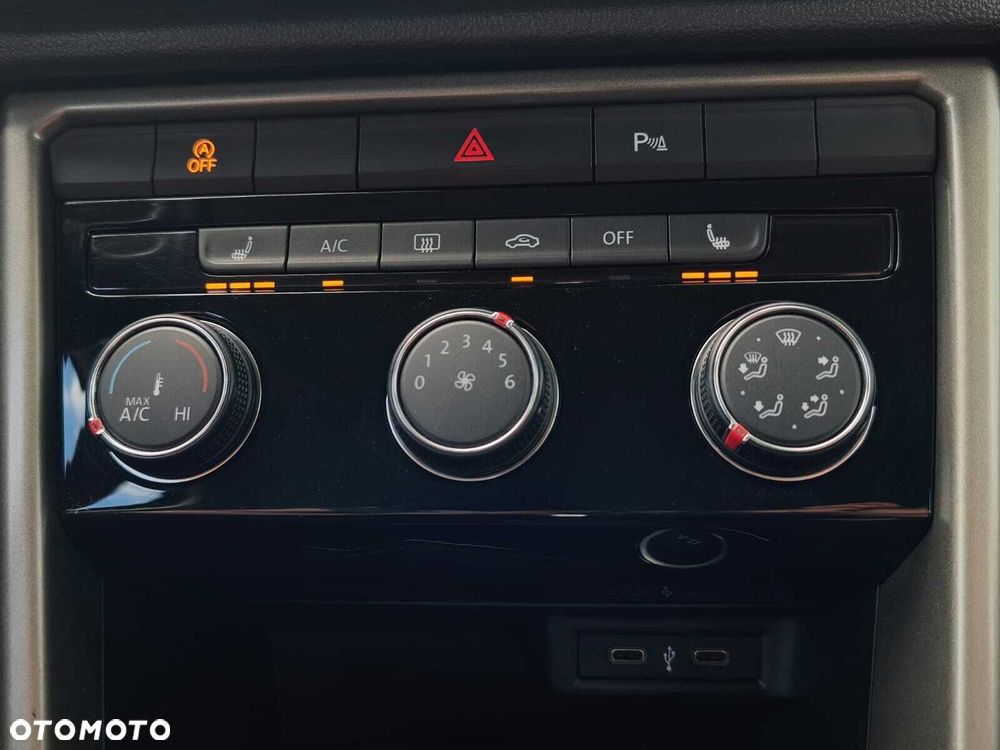 Volkswagen T-Roc 1.5 TSI GPF ACT Advance DSG - 26