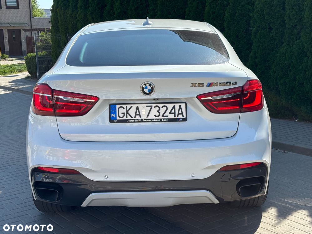 BMW X6M ver-m50d - 3