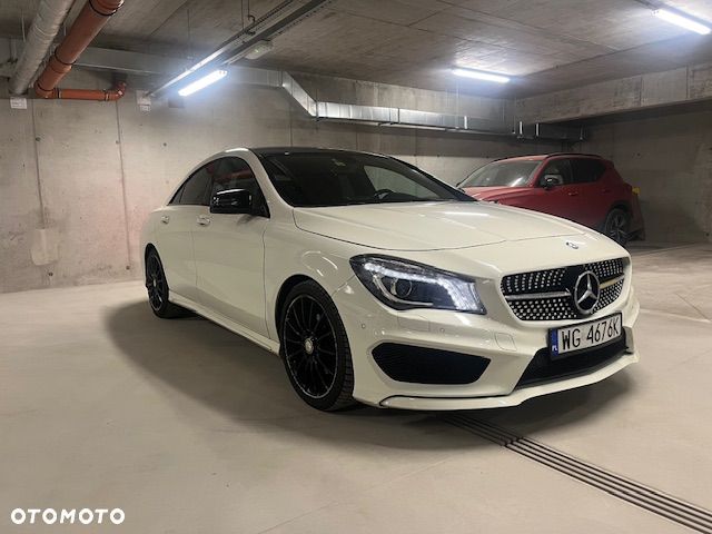Mercedes-Benz CLA 200 AMG Line - 1