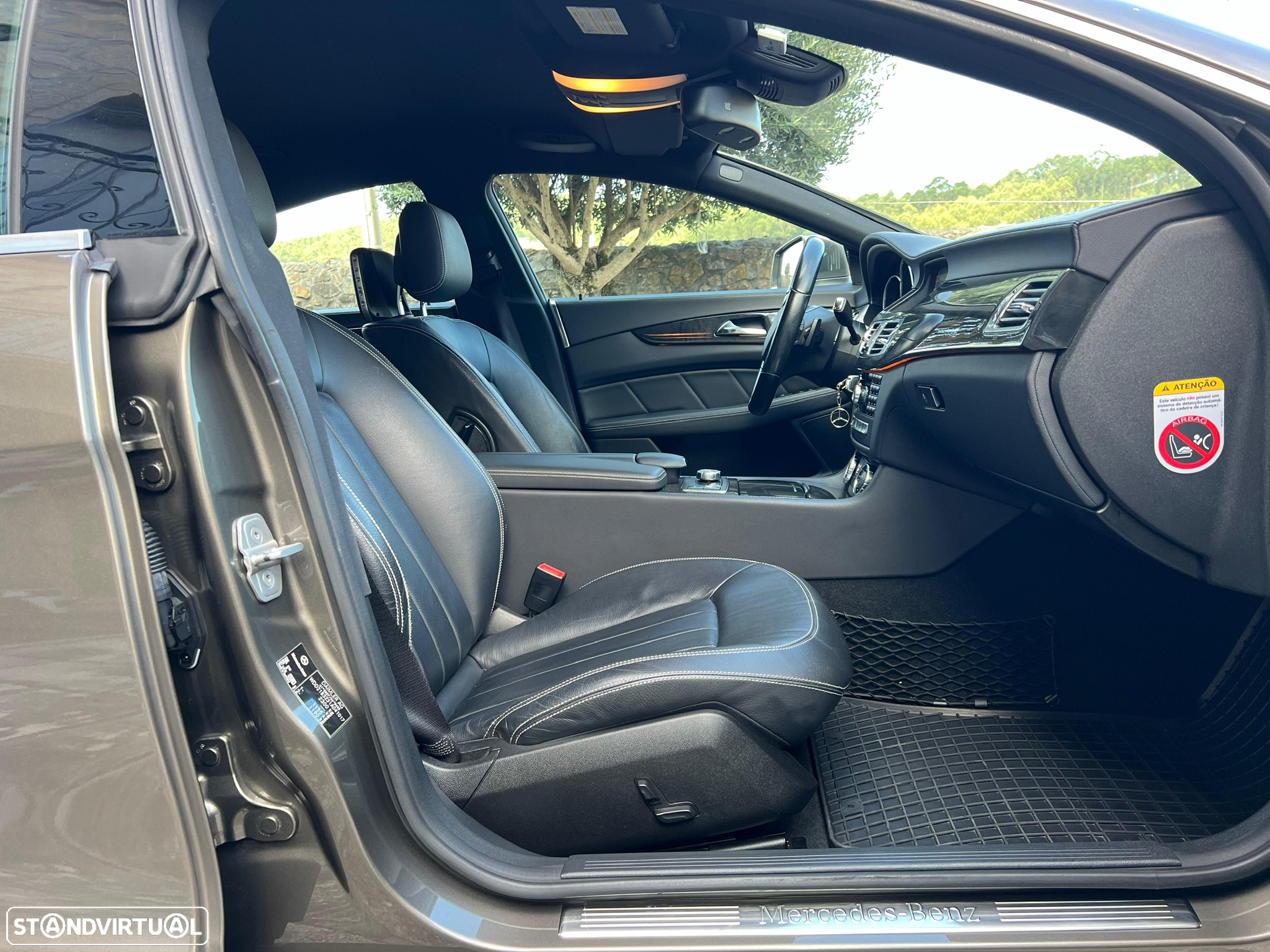 Mercedes-Benz CLS 350 - 10