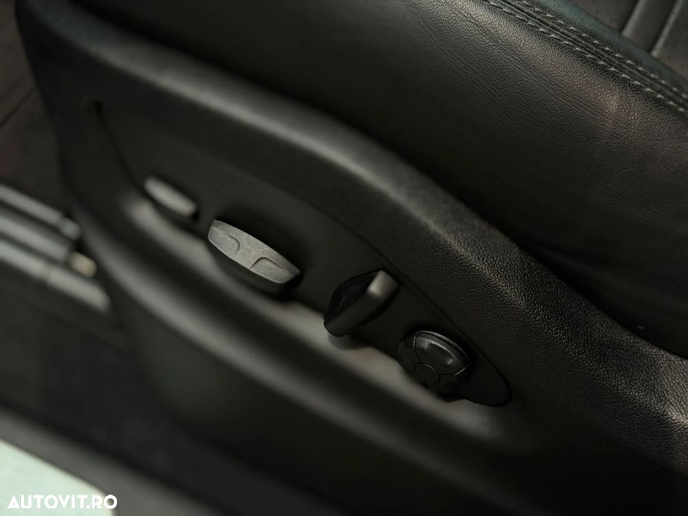 Porsche Cayenne E-Hybrid Tiptronic S - 36