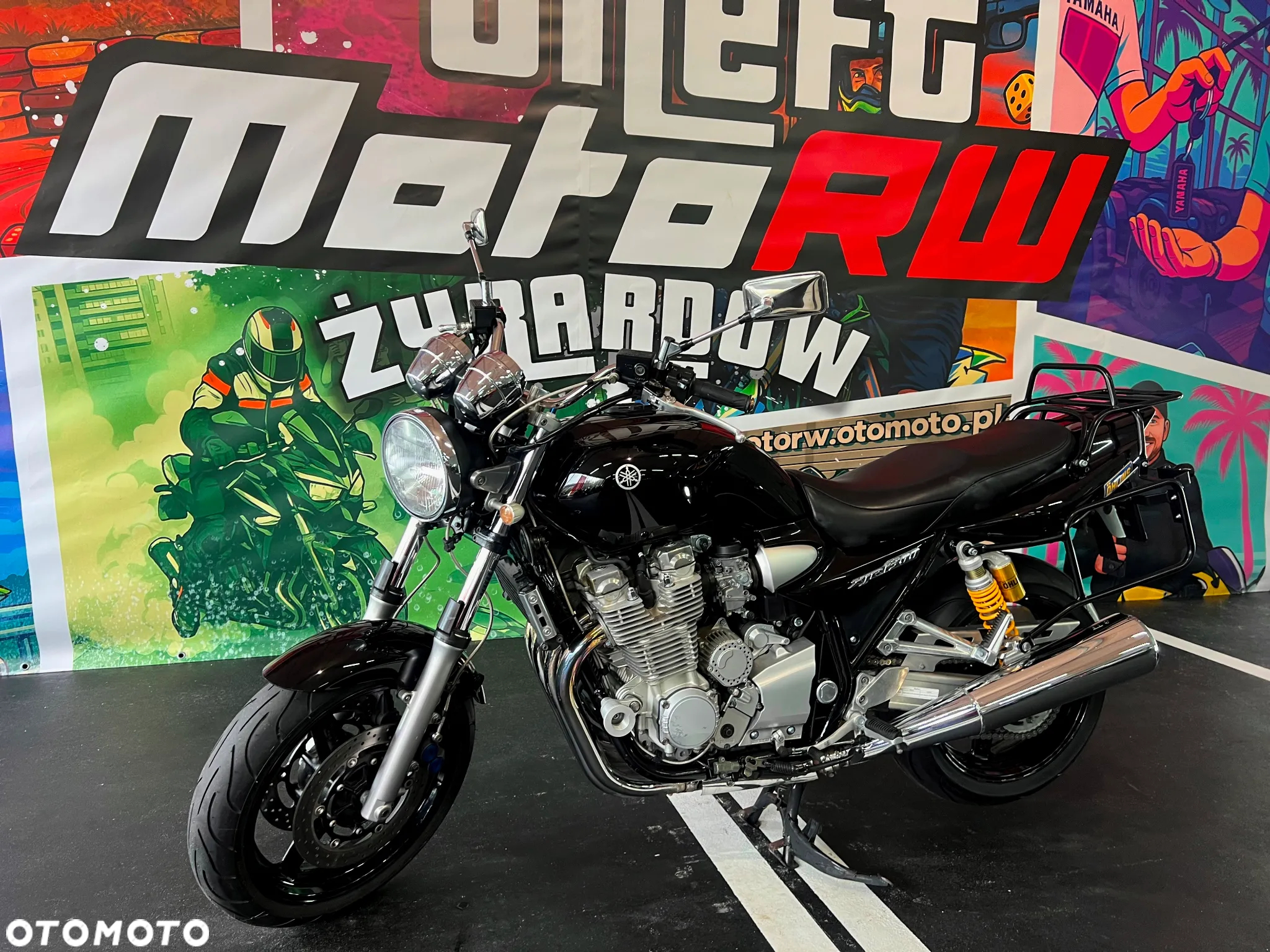 Yamaha XJR - 15
