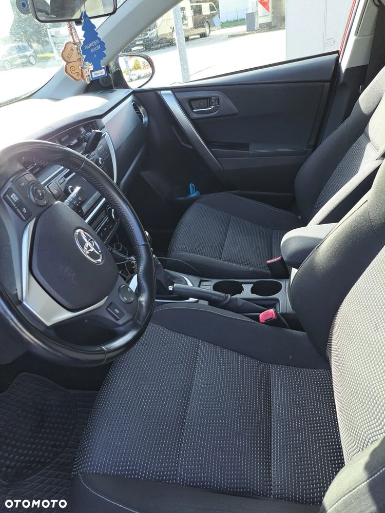 Toyota Auris 1.6 Dynamic - 7