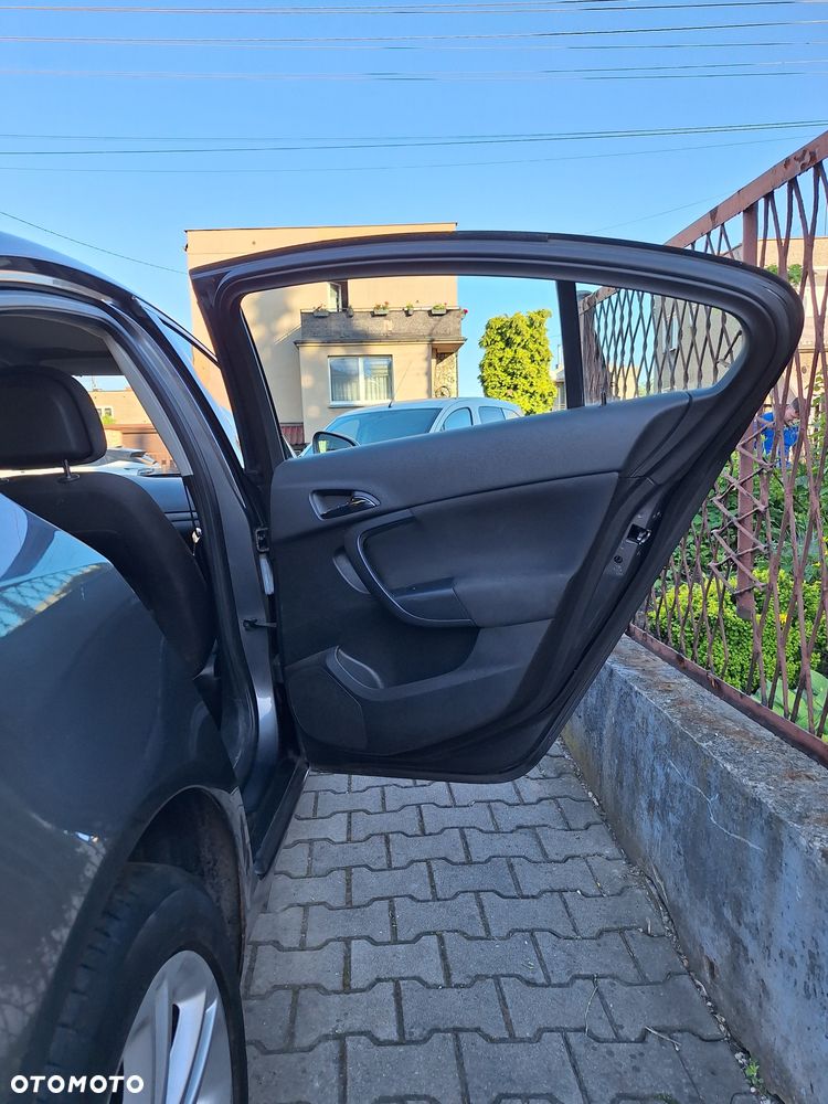 Opel Insignia 1.8 Elegance - 26