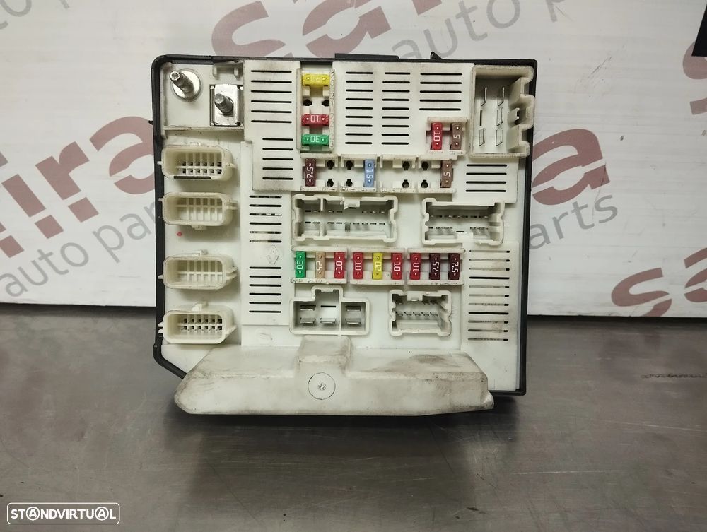 CAIXA DE FUSIVEIS USM RENAULT KANGOO II REF. 8201044237B 519220305 - 3