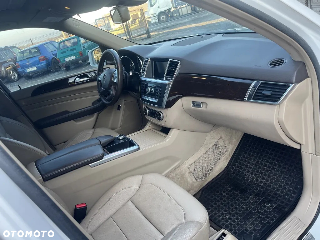 Mercedes-Benz ML - 5