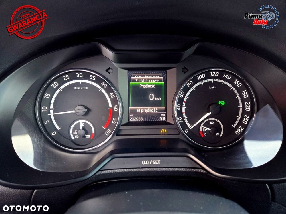 Skoda Octavia 2.0 TDI RS Challenge DSG - 22