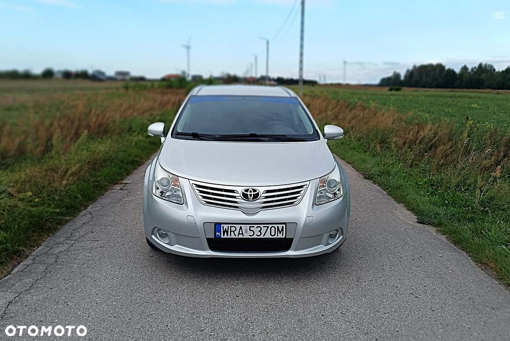 Toyota Avensis - 7