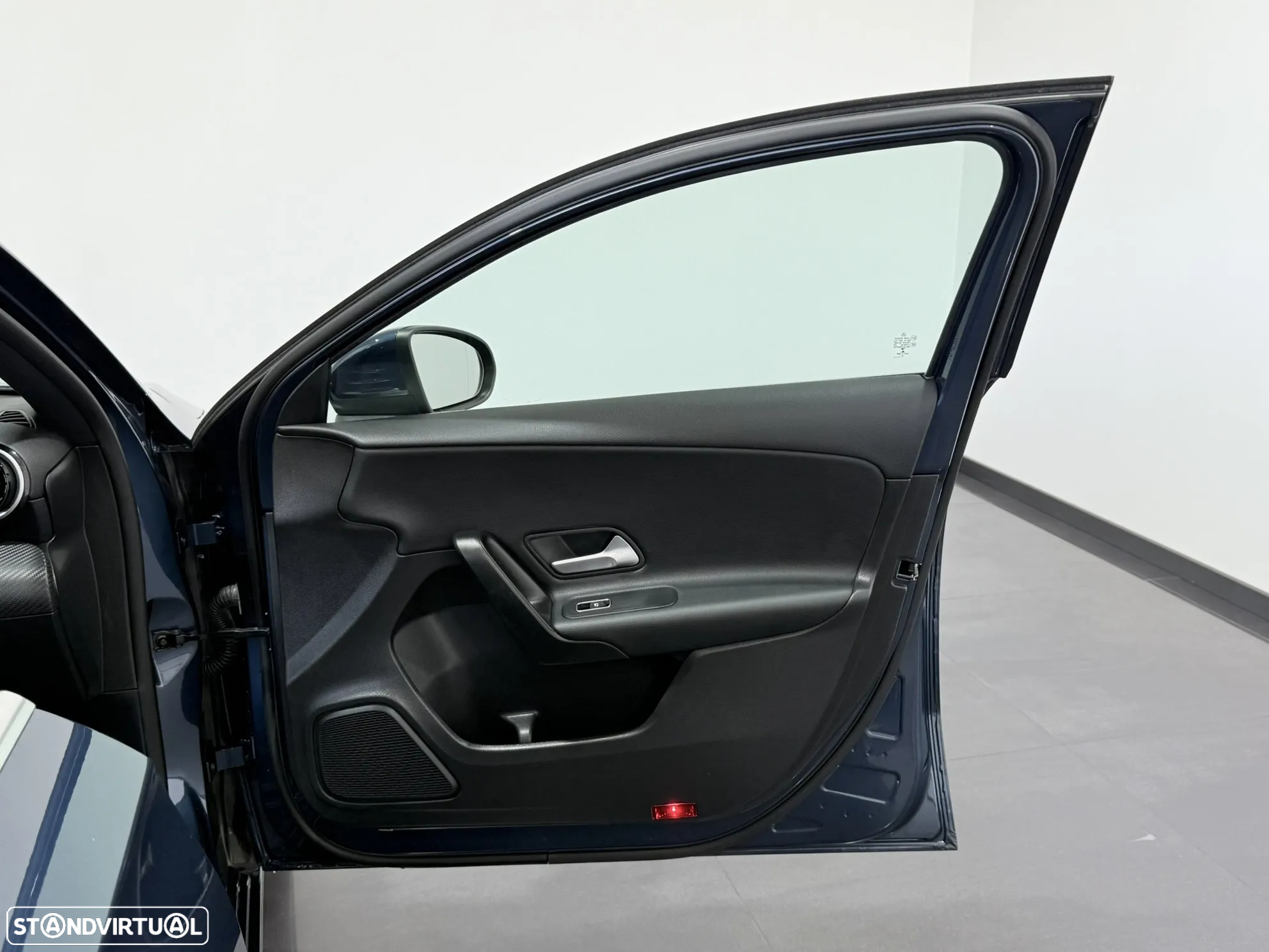 Mercedes-Benz A 180 d Progressive - 37