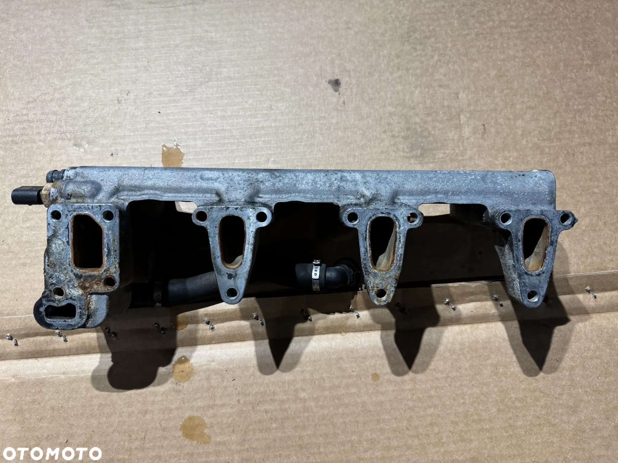 Kolektor Zawór EGR Mercedes Atego III E6 A9341421340 - 2
