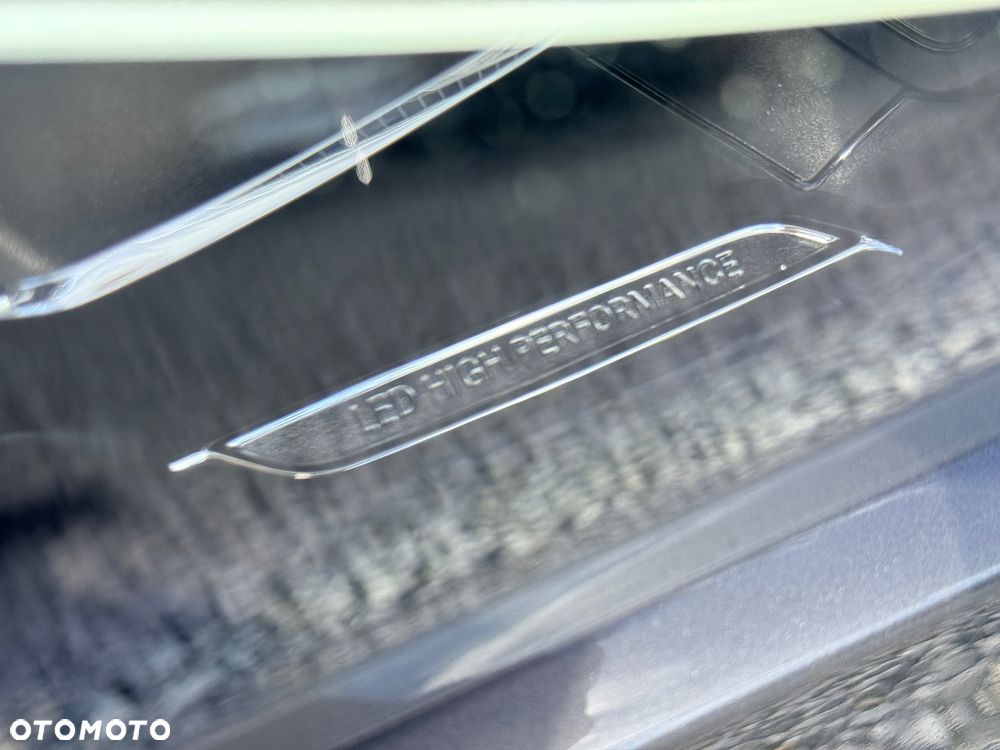 Mercedes-Benz CLA 200 7G-DCT Edition Progressive Line - 39