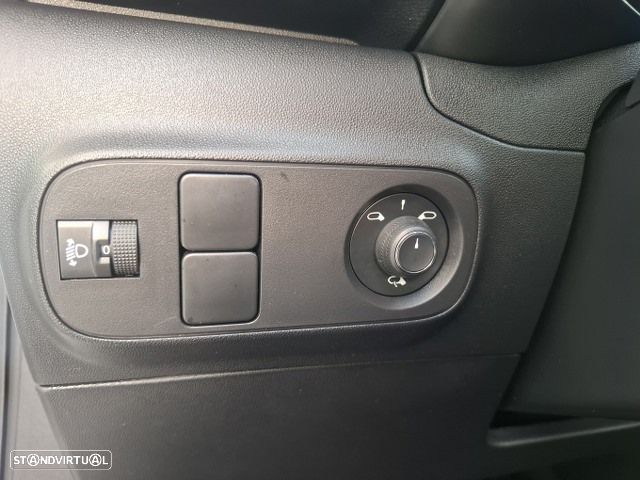 Citroën C3 Pure Tech S&S C-Series - 23