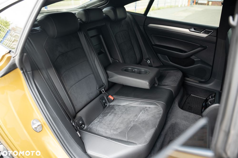 Volkswagen Arteon 2.0 TDI SCR 4Motion DSG R-Line - 36