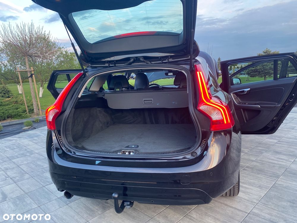 Volvo V60 D3 Drive-E Summum - 17