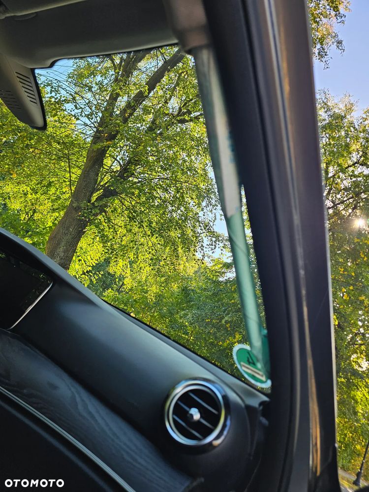 Mercedes-Benz Klasa E 200 d 9G-TRONIC - 34