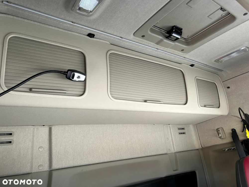 Volvo FMX460 4x4 - 8