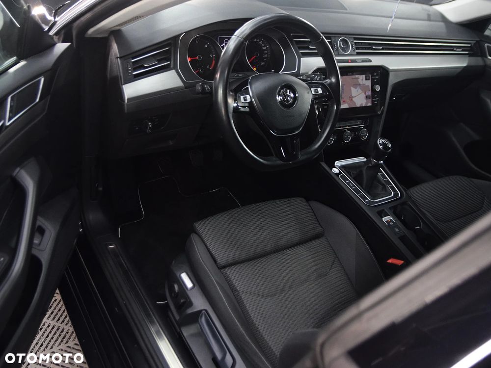 Volkswagen Arteon 2.0 TDI SCR Essence - 15