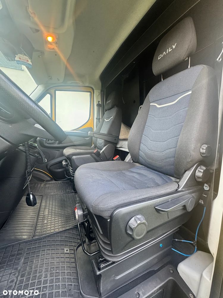 Iveco DAILY 35S18 - 8