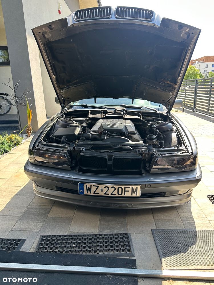 BMW Seria 7 - 15