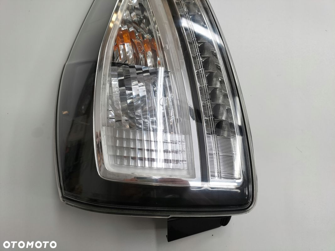 LAMPA LEWY TYŁ LEWA TYLNA LED LIFT MAZDA 5 - 3