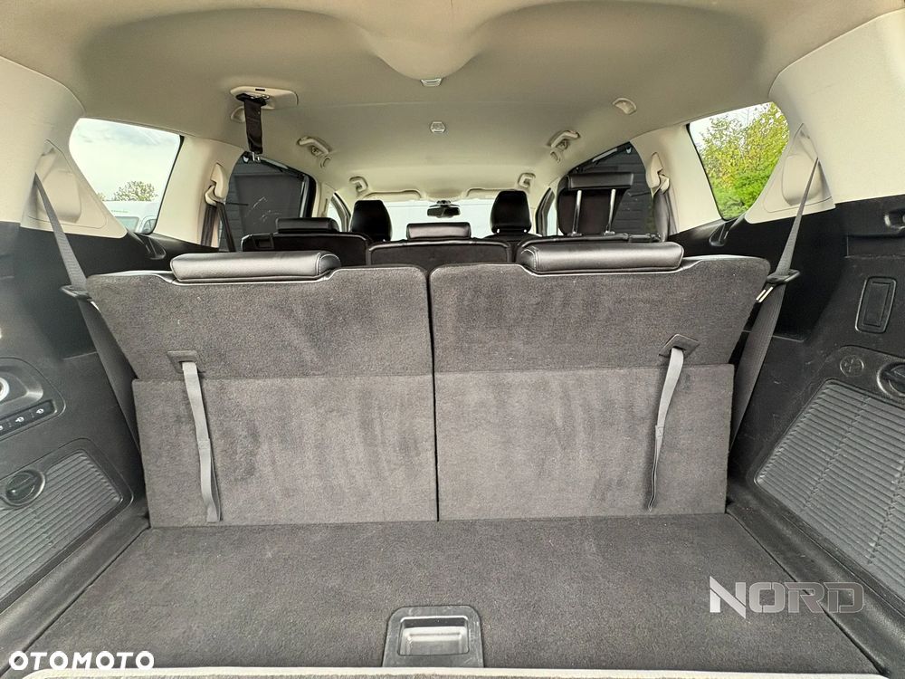 Ford S-Max 2.0 TDCi 4WD Titanium PowerShift - 32