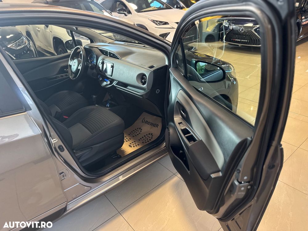 Toyota Yaris 1.5 VVT-i Style - 10