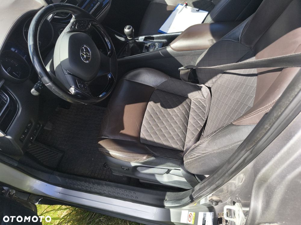 Toyota C-HR - 4