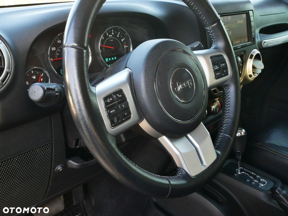 Jeep Wrangler 3.6 Unlim X - 14