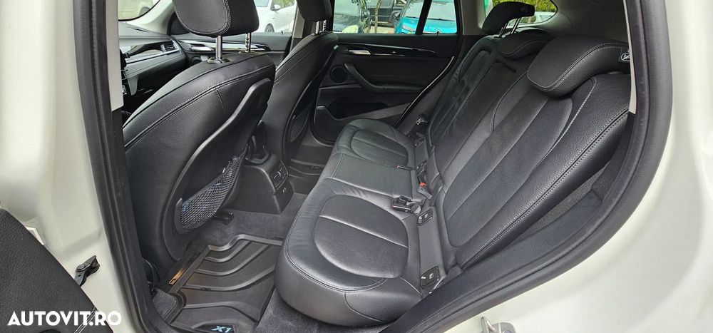 BMW X1 xDrive25d AT - 12