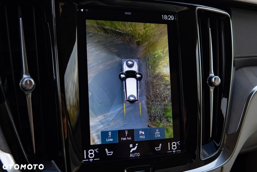 Volvo V60 Cross Country Pro B5 B AWD - 32