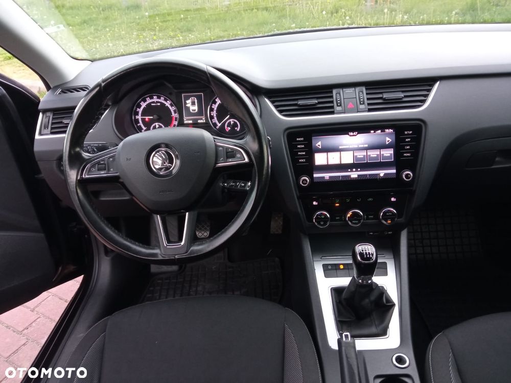 Skoda Octavia 2.0 TDI Ambition - 12