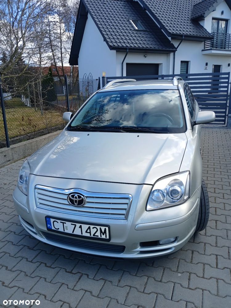 Toyota Avensis 2.0 D-4D Combi - 13