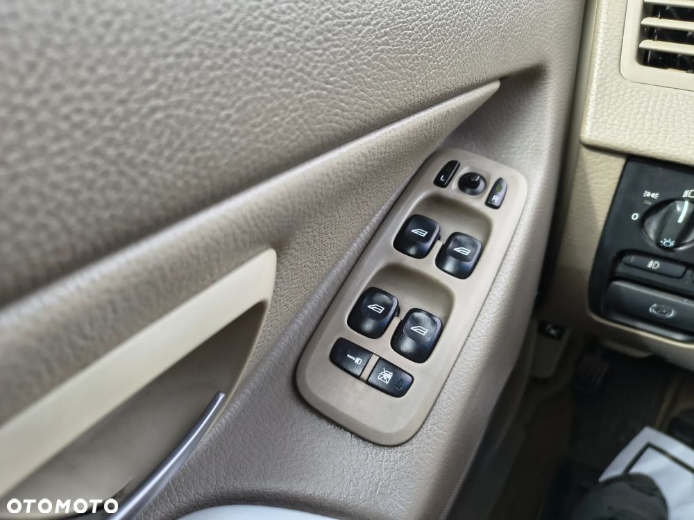 Volvo XC 90 2.9 T6 - 20