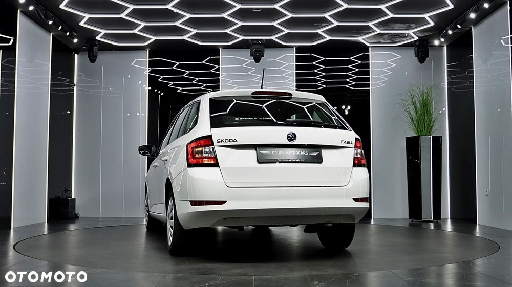 Skoda Fabia 1.0 TSI Ambition - 6